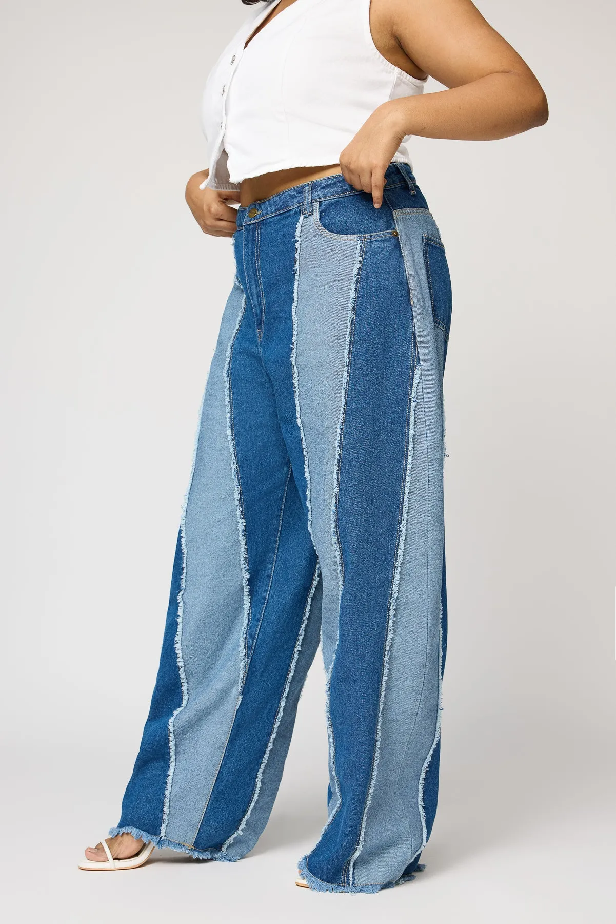 Dual Hue Denim Curve Straight Fit Jeans