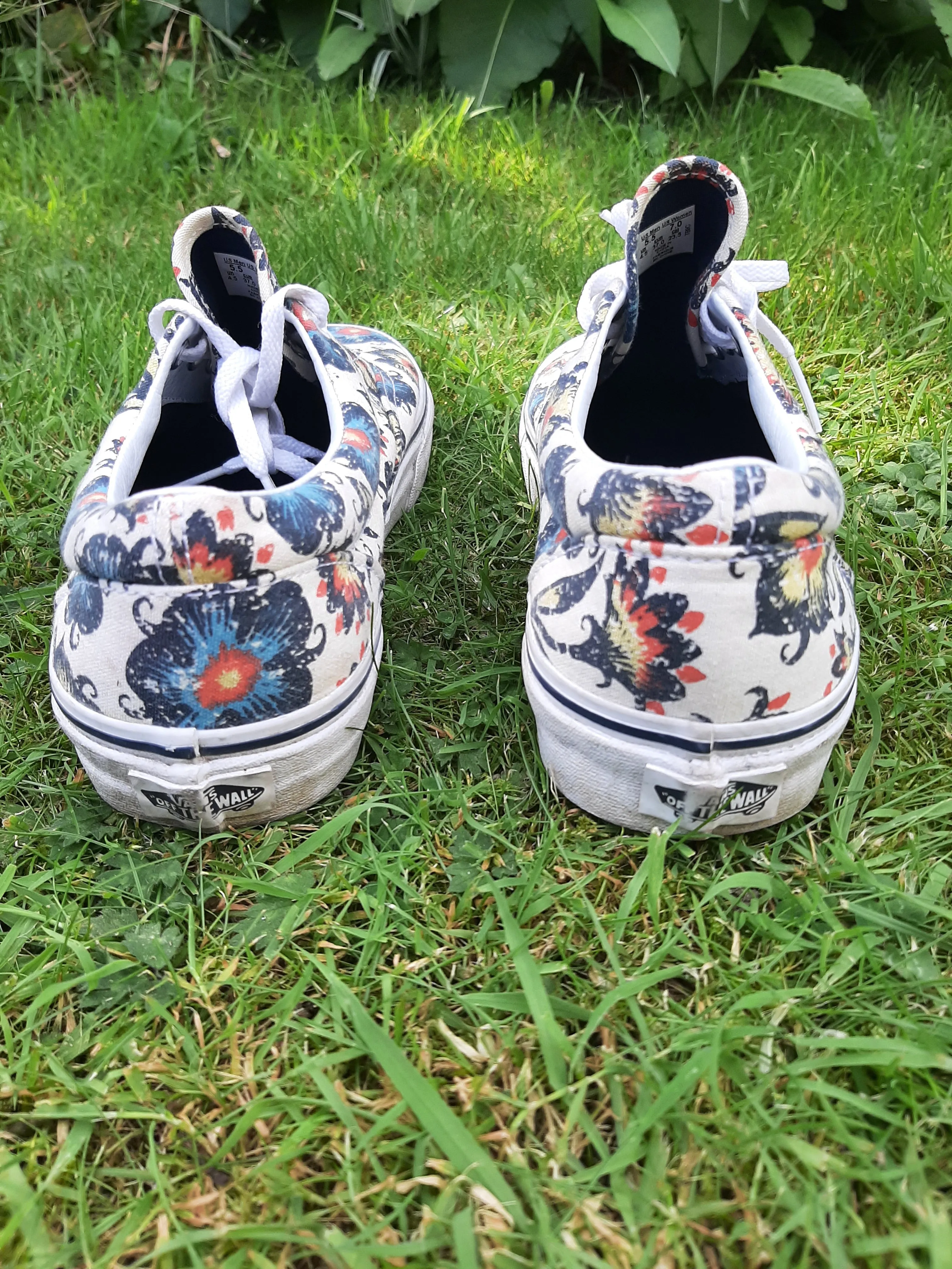 Floral Vans Classics Trainers. UK 4.5.