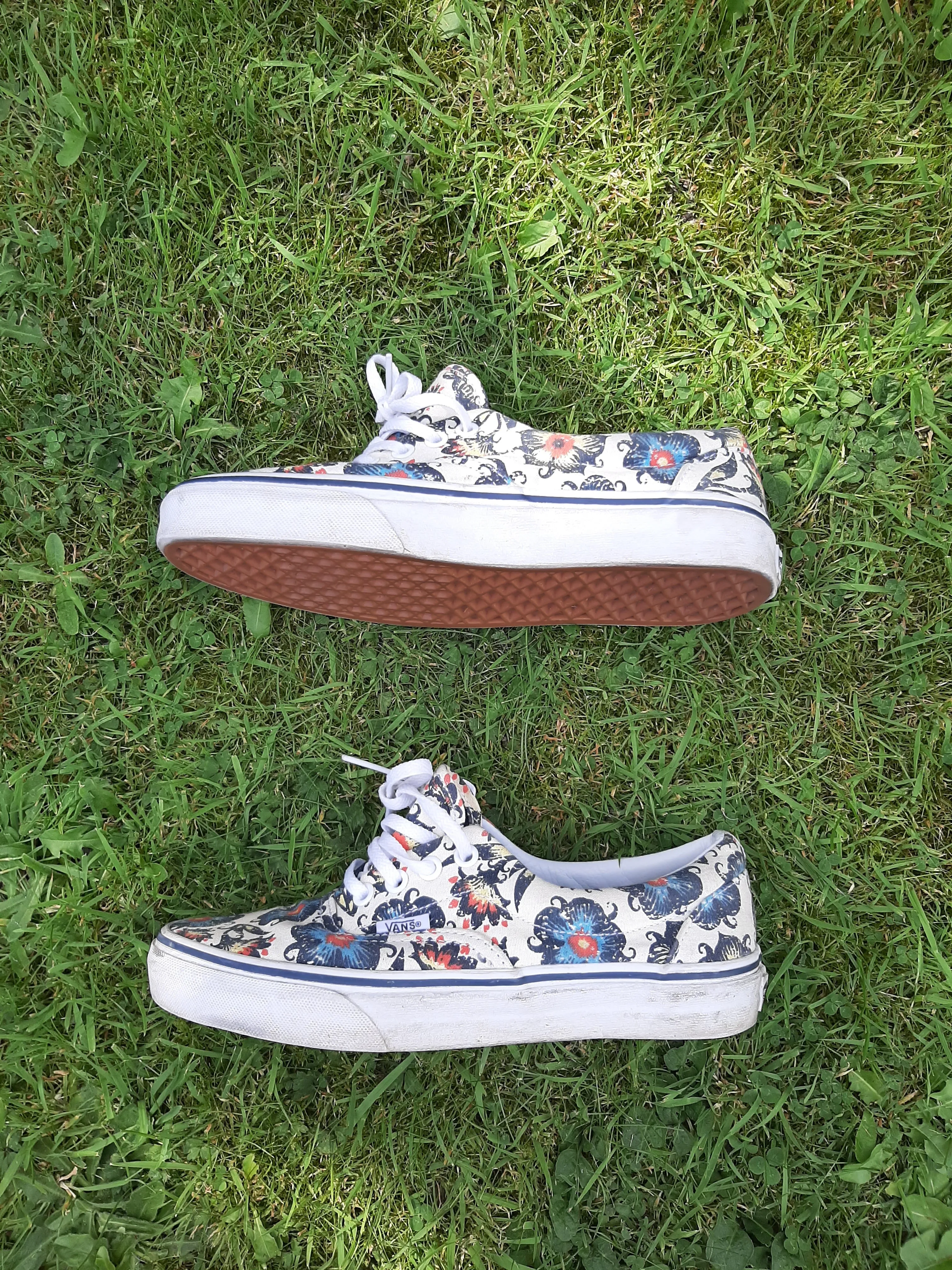 Floral Vans Classics Trainers. UK 4.5.