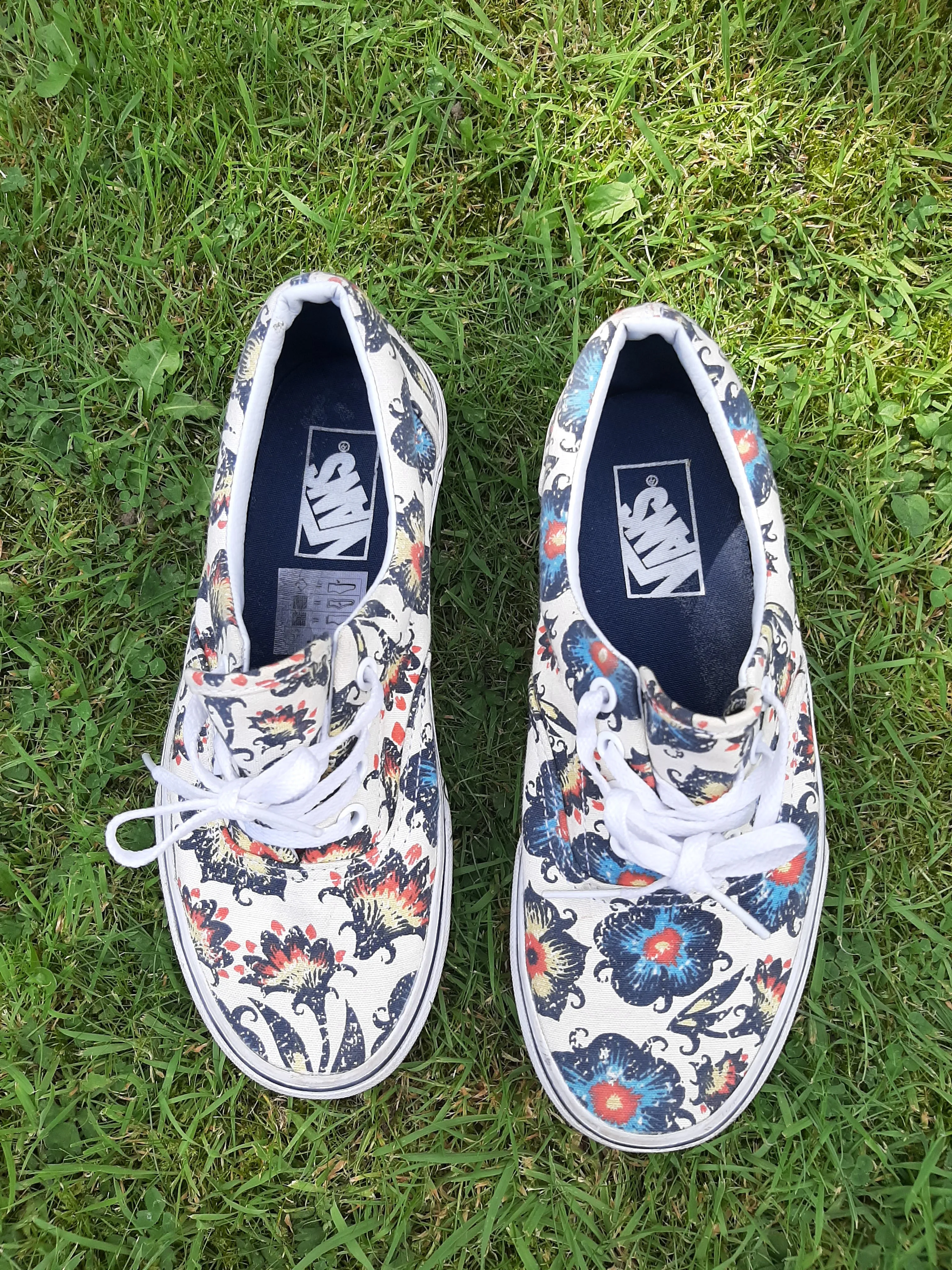 Floral Vans Classics Trainers. UK 4.5.