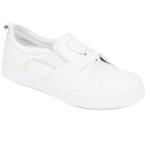 Slip-On Trainers  - BELULUTA39011 / 325 835