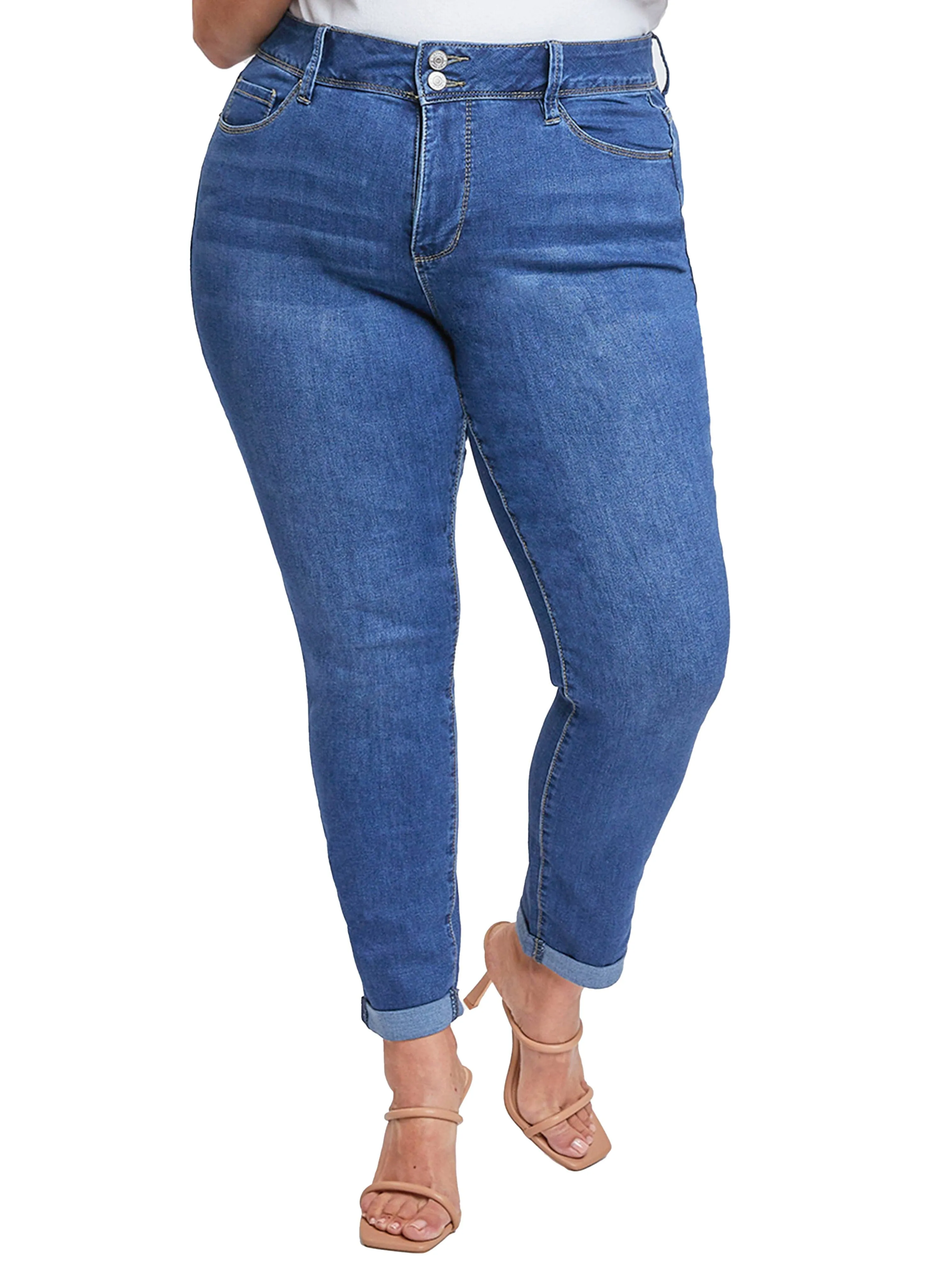 Women's Plus Size Essential High Rise Roll Cuff Ankle Jeans