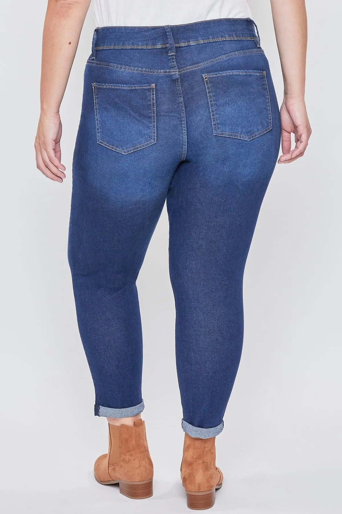 Women's Plus Size Essential High Rise Roll Cuff Ankle Jeans