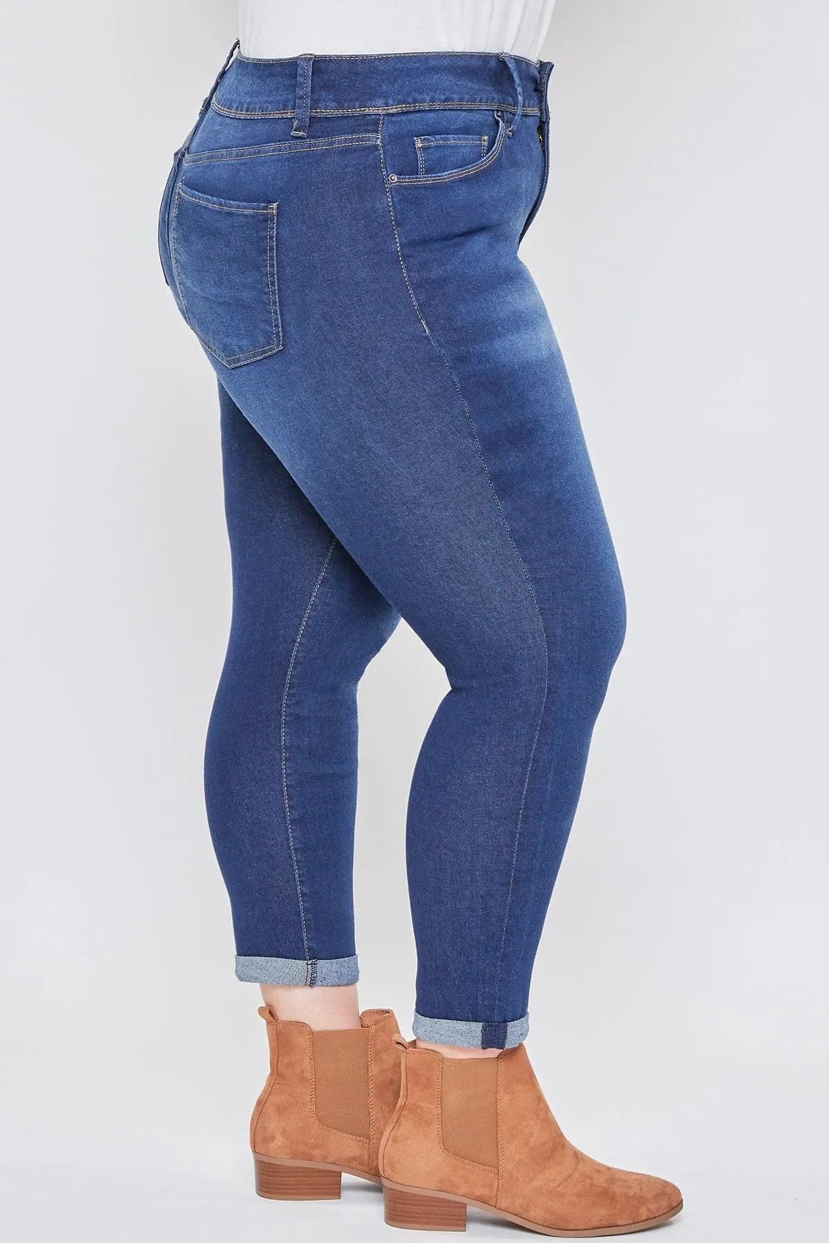 Women's Plus Size Essential High Rise Roll Cuff Ankle Jeans